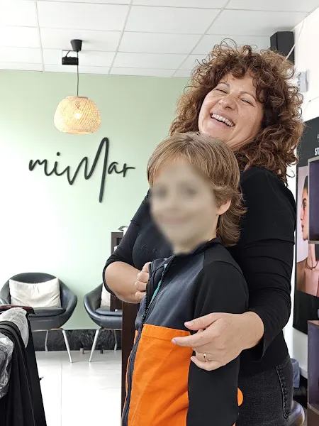 Perruqueria i Estètica Unisex MIA - El Pla del Penedes