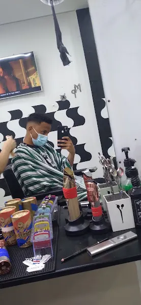 MAY peluquería