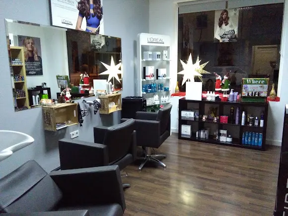 Crisana Salón de belleza y Peluquería