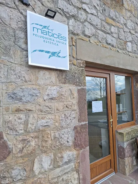 Matices - Peluquería en Torrelavega - foto 2