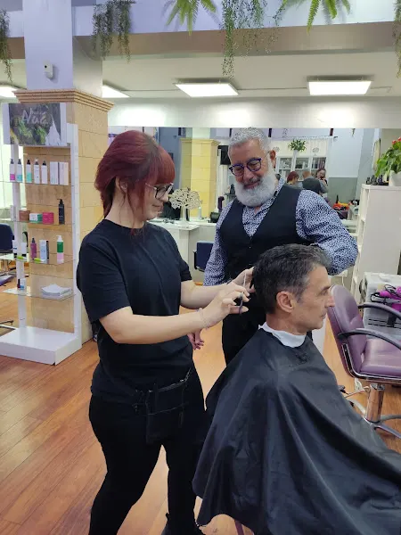 Peluquería y Estética CRISTINO - Beauty salon