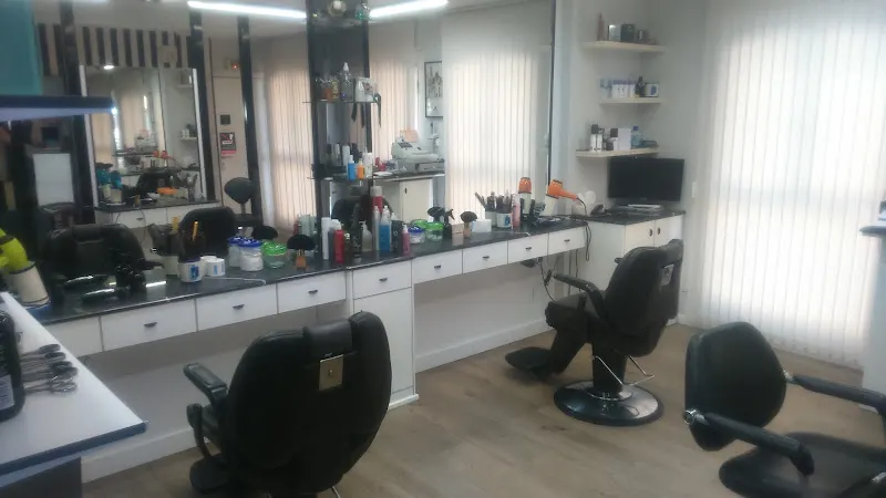 Peluquería de Caballeros Miguel Forma y Estilo - Peluquería en Castellón de la Plana - foto 2
