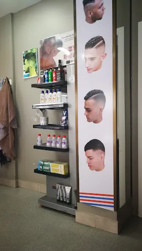 Peluquería y barbería Ali