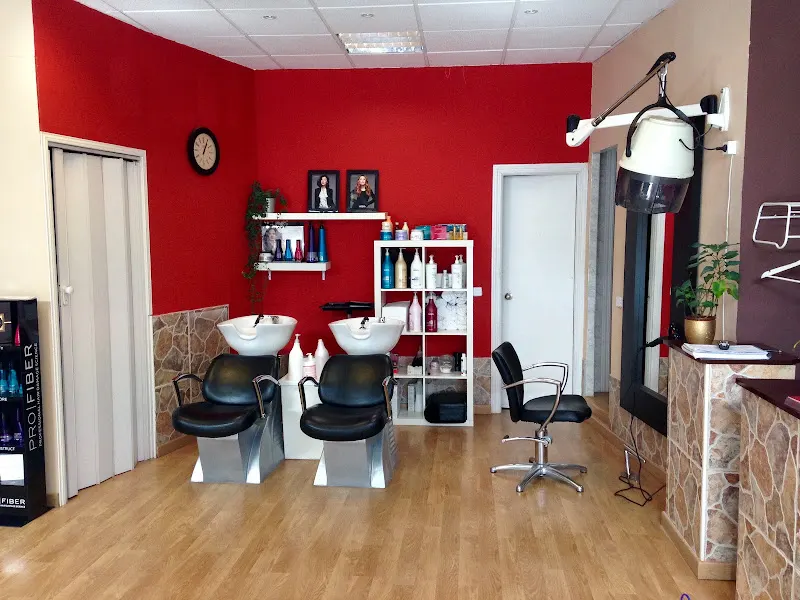 Peluquería y Estética. Rosario Martínez