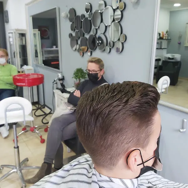 Peluqueria Karo