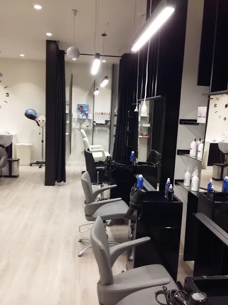 Peluquería -Estética Mónica