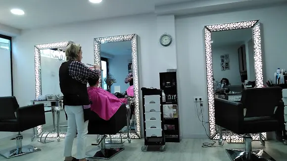 Peluquería Katy - Ares