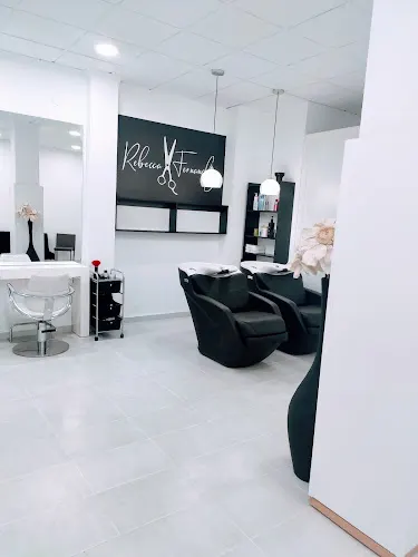 Rebecca Fernández Peluquería