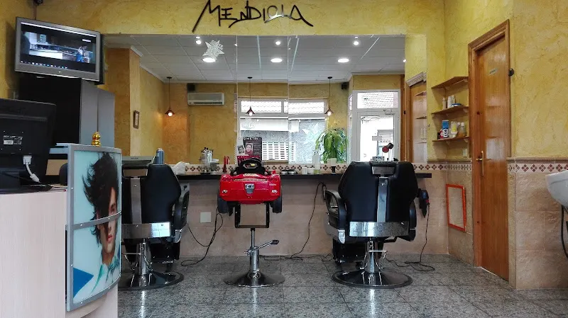 Peluqueria Barberia Mendiola - Barber Shop in Torrevieja