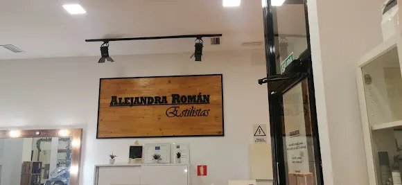 Alejandra Román Estilistas