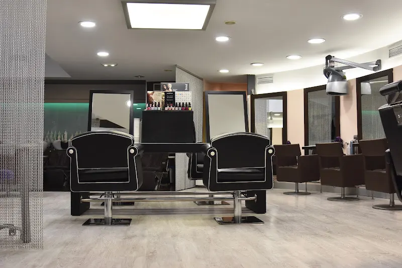Peluquería y Estética Delmiro