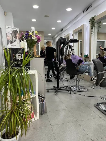 PELUQUERIA SUSANA CAMARA
