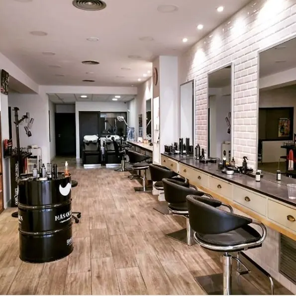 Peluqueria i Estética Tint's - Castellbisbal