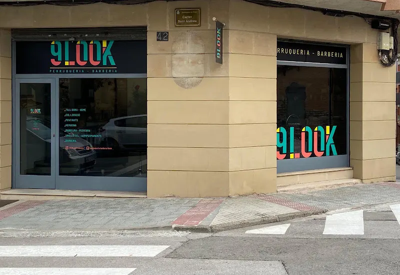 9 Look Perruqueria- Barberia - Tona