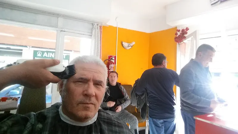 Amic Perruqueria