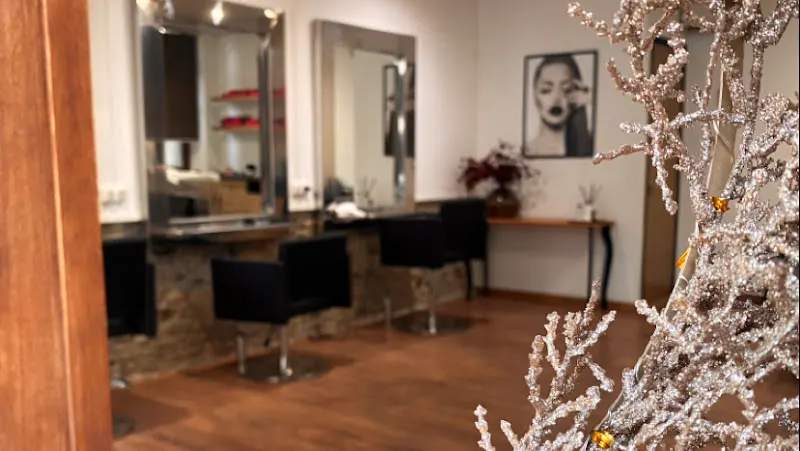 Jèssica Toro Estilista - Peluquería en Sant Celoni - foto 2