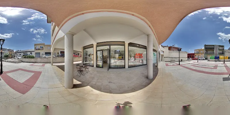 MNC Peluqueros - Peluquería en Sant Celoni - foto 2