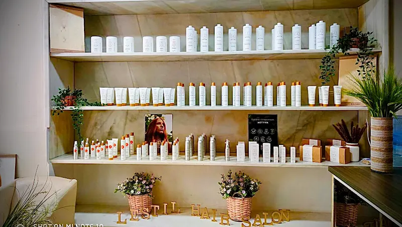 L'Estil Hair Salon - Peluquería en Sant Celoni - foto 2