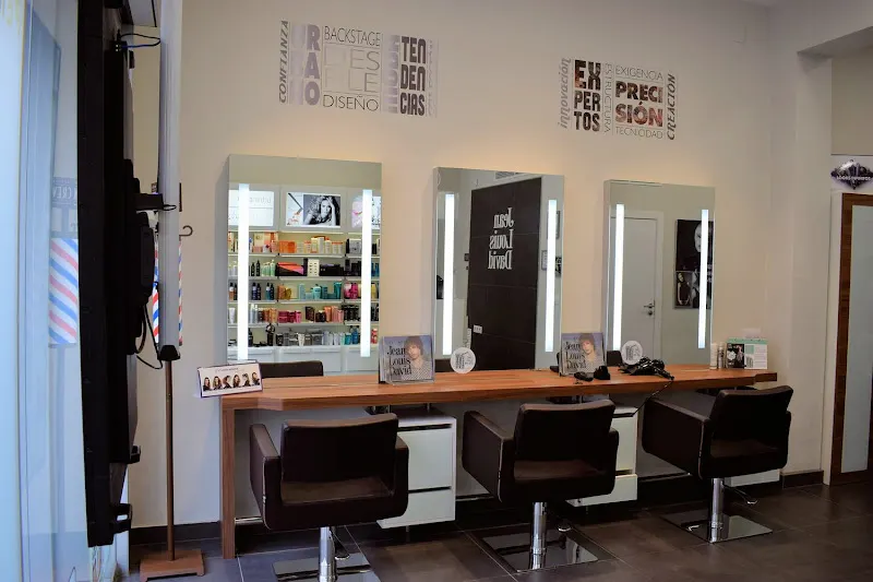 Jean Louis David - Peluquería en Terrassa - foto 4