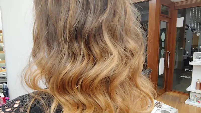 Peluquería Azucena - Peluquería en Elciego - foto 4