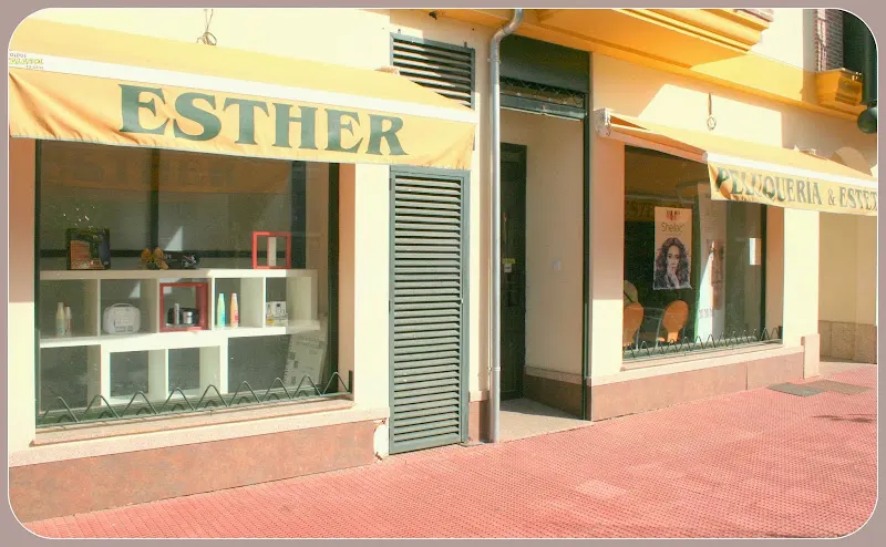 PELUQUERIA Y ESTETICA ESTHER - Peluquería en Madrigal de la Vera - foto 2
