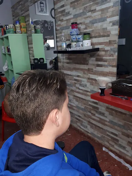 Peluqueria Amigos - San Roque