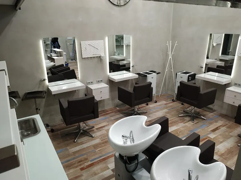 Peluquería Celia - Peluquería en Nules - foto 2
