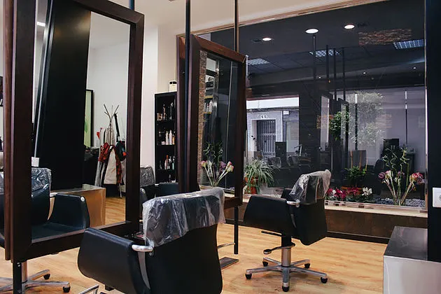 Peluqueria Lucena Lopez Peluqueros