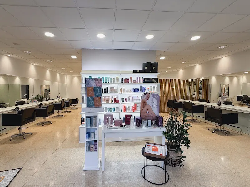 Peluquería Cebado - Peluquería en Girona - foto 2