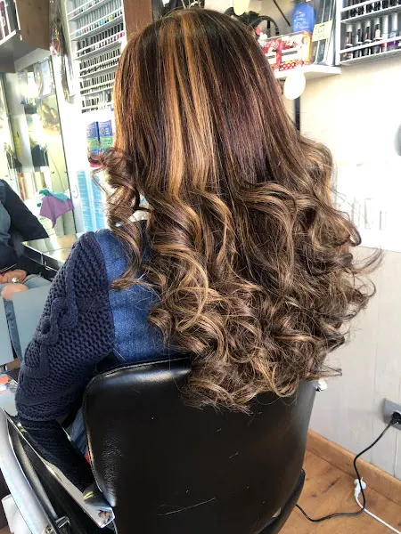 Peluquería Estilista Yolanda Segarra - San Andres del Rabanedo