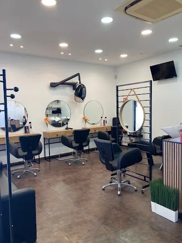 Carilu Peluqueria y belleza Sierra Norte, Pedrezuela.