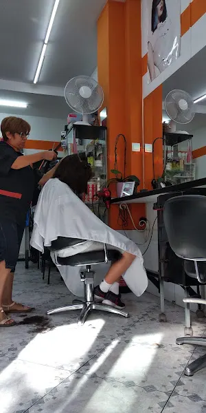 Peluquería Unisex New Look II
