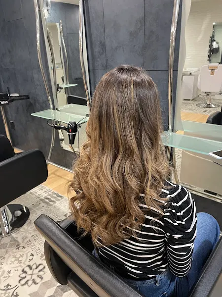 R&C Peluquería