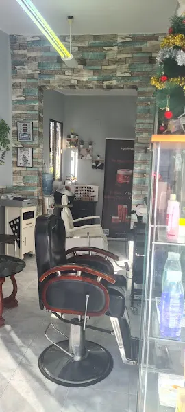 Peluquería y barbería Sara