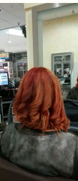 Eugenia Alonso Estilistas - Peluquería en Mieres - foto 2