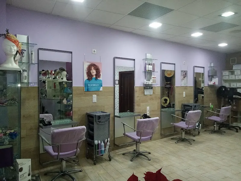 Carmen Domínguez: Peluquería, tocados y complementos