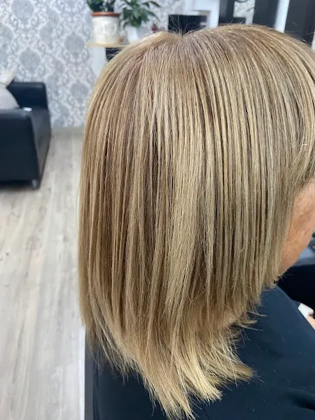 Peluqueria Virgínia Perruquers