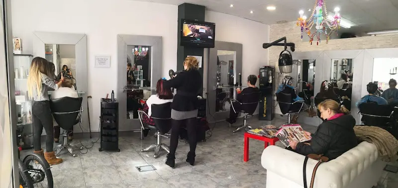 Centro de estética y peluquería Saray Merino