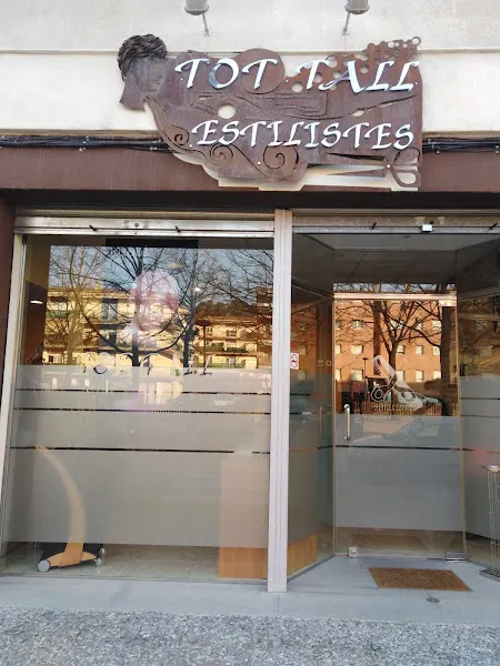 Perruqueria Tot Tall