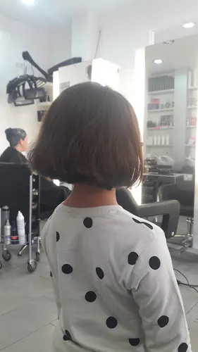 PELUQUERIA - ESTETICA IMPULSO