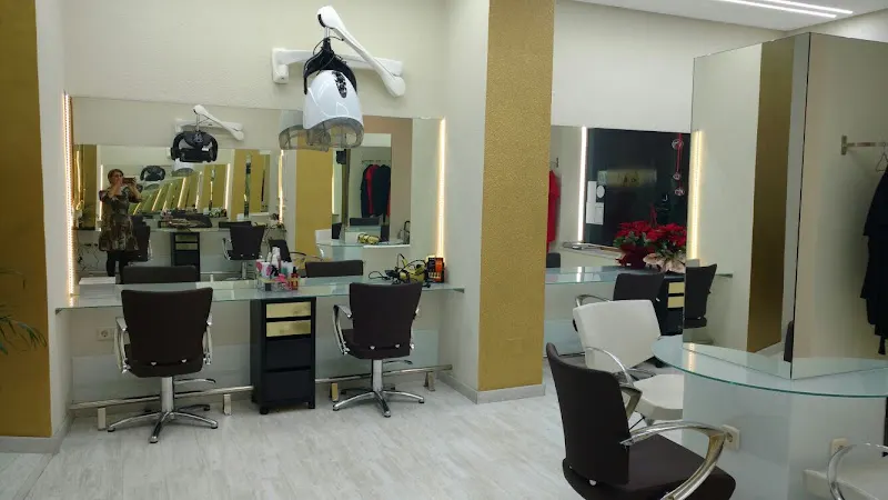 DANIA Peluqueria