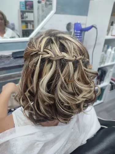 Peluqueria Max Volumen
