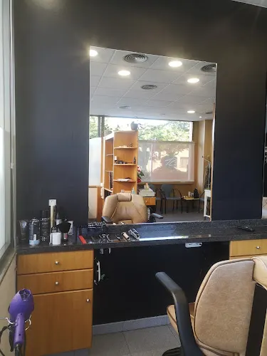 Nixiuz perruqueria