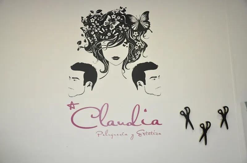 Claudia Peluquería y Estética - Peluquería en Segorbe - foto 2