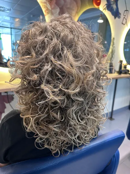 Salón de Belleza Kity Curly Torrejón