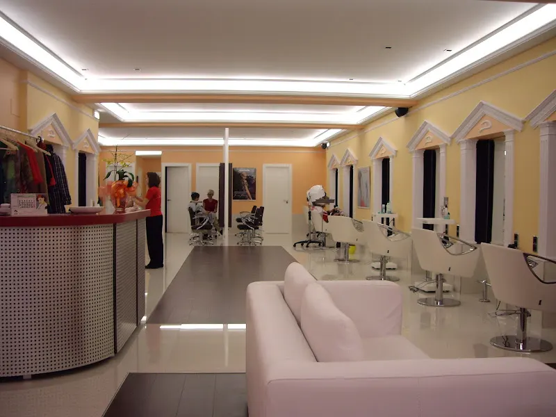 Dania Peluquerías