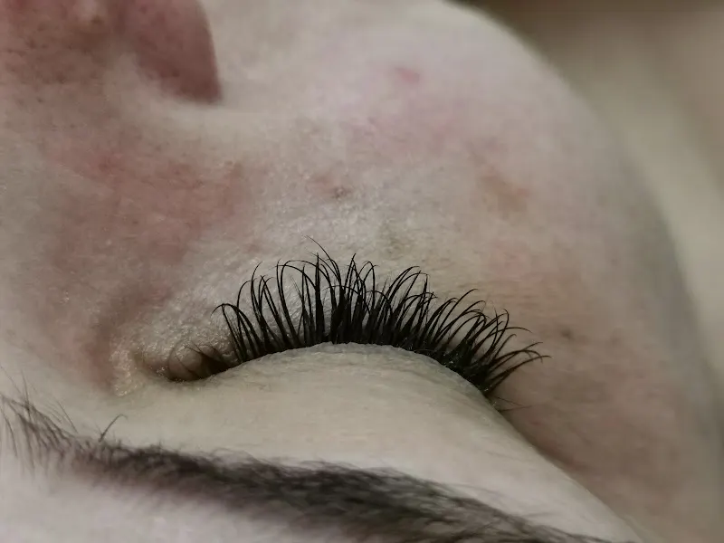 Peluquería Estil Unic - Peluquería en Barcelona - foto 2