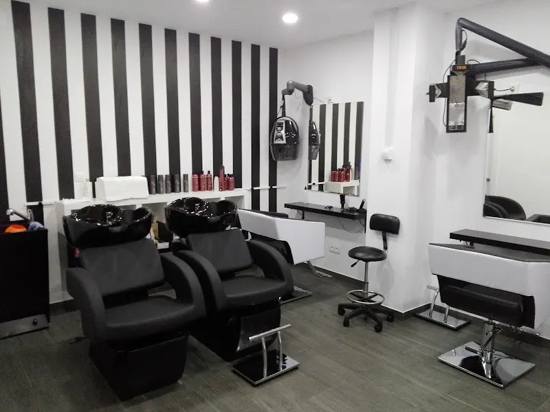 Peluquerías Trinidad's