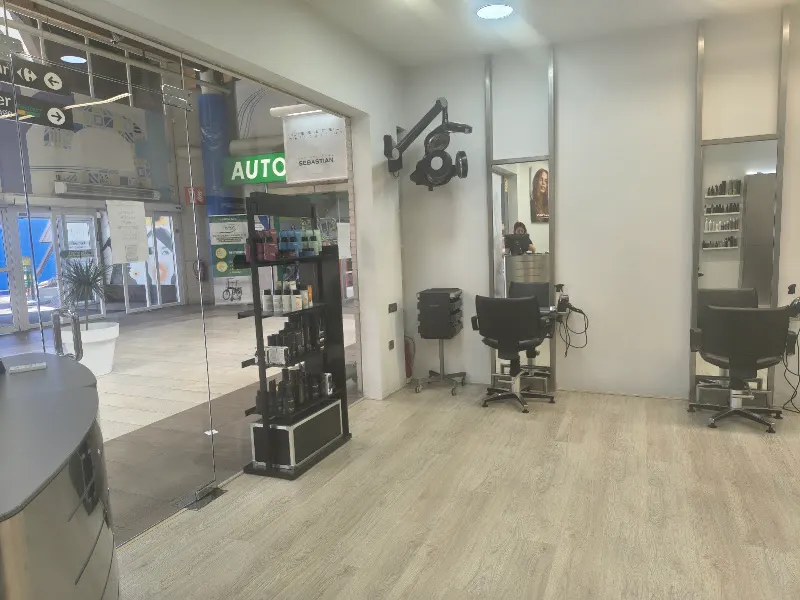 Peluquería Wessel - Peluquería en Finestrat - foto 2