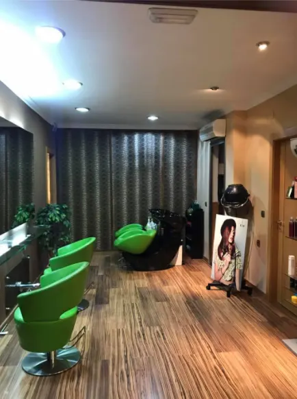 Peluquería Reies - Peluquería en Loja - foto 4